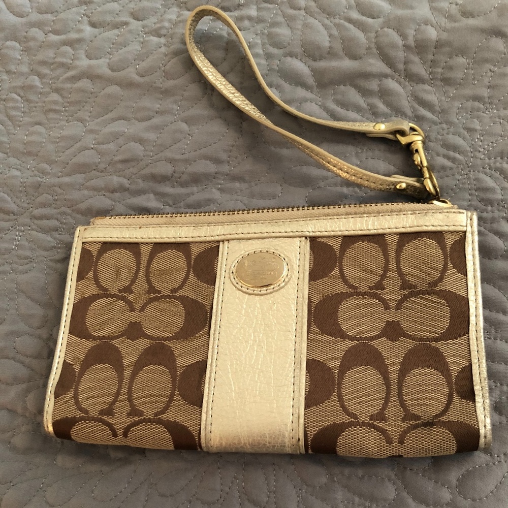 Coach Signature Wallet, Khakl with Gold Trim
